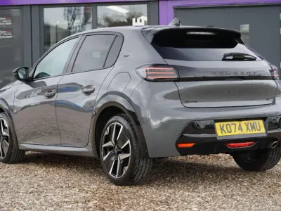 Second-hand Peugeot 208 GT 99 CP (72 kW) 2025 Gri Hatchback