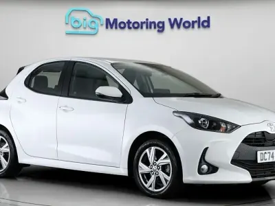 Usado Toyota Yaris Hybrid 116 CV (85 kW) 2025 Utilitario