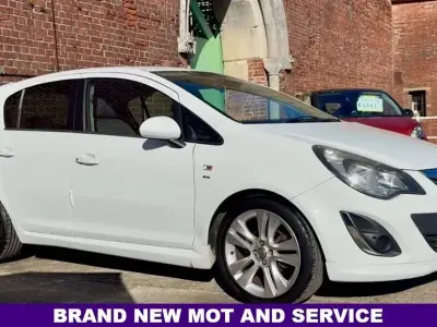 Usado Vauxhall Corsa 100 HP (73 kW) 2013 Branco Citadino