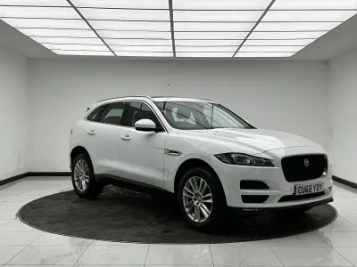 Used Jaguar F-Pace Portfolio 180 HP (132 kW) 2018 White SUV