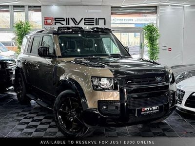 Usado Land Rover Defender First Edition 2021 Castanho SUV
