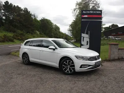 Used VW Passat SEL 120 HP (88 kW) 2019 White Estate