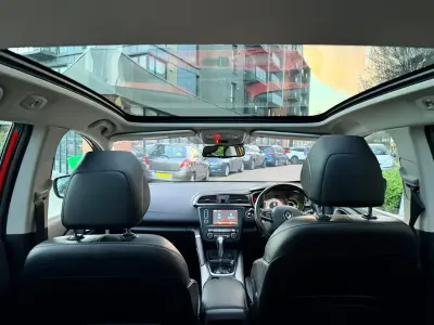 Używany Renault Kadjar Signature 110 KM (80 kW) 2016 Czerwony SUV