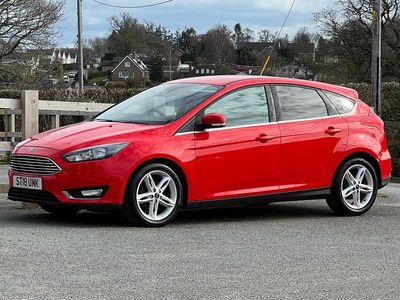 Used Ford Focus Titanium 125 HP (91 kW) 2018 Red Hatchback