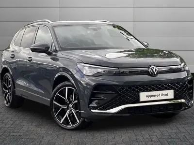 Used VW Tiguan R-line 150 HP (110 kW) 2024 Dolphin grey SUV
