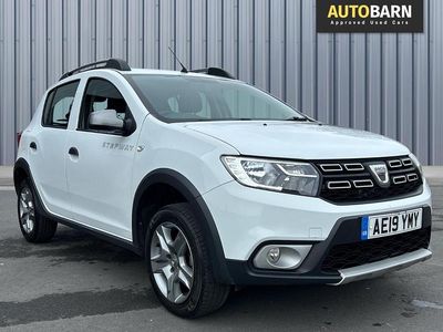 Used Dacia Sandero Comfort 90 HP (66 kW) 2019 White Hatchback
