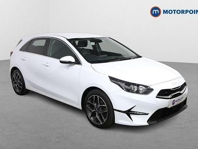 Used Kia Ceed 2022 White Hatchback
