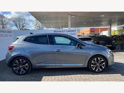 Used Renault Clio V Techno 145 HP (106 kW) 2022 Metallic  shadow grey  Hatchback