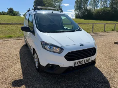 Used Ford Transit Trend 2019 White Van