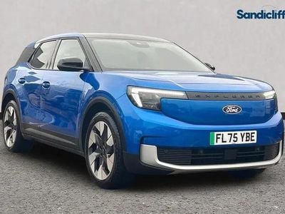 Blue my mind (exclusive paint) Used 2025 Ford Explorer Extended Range SUV | £33,500 (Expensive)