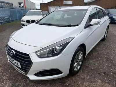 Used Hyundai i40 2017 White Estate