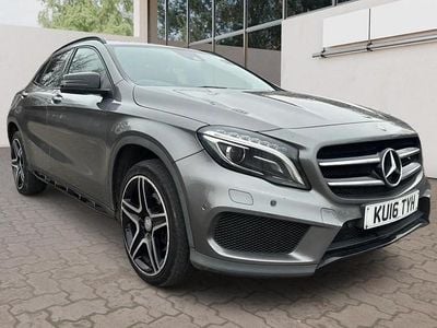 Mercedes GLA220