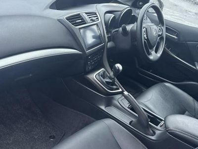 Used Honda Civic SR 120 HP (88 kW) 2016 Black Hatchback