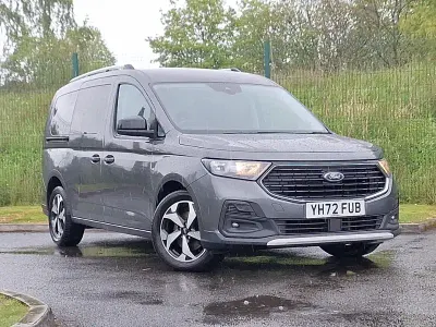 Käytetty Ford Tourneo Active 2022 Harmaa Farmari