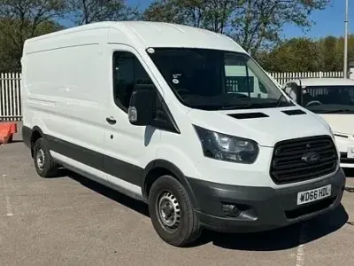 Usado Ford Transit 130 HP (95 kW) 2016 Branco Van
