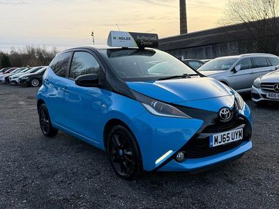 Used Toyota Aygo X-cite 68 HP (50 kW) 2015 Blue Hatchback