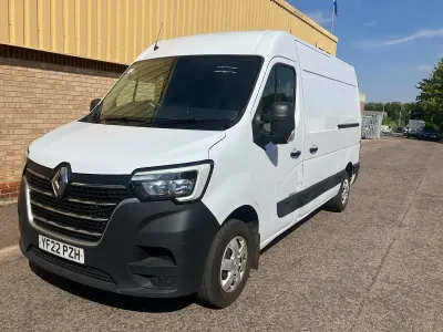 Used Renault Master Business 2022 White MPV