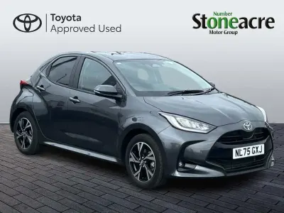 Used Toyota Yaris Hybrid Design 113 HP (83 kW) 2025 Grey Hatchback