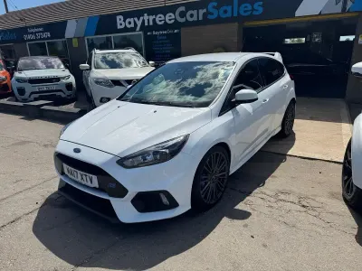 Used Ford Focus RS 350 HP (257 kW) 2017 White Hatchback