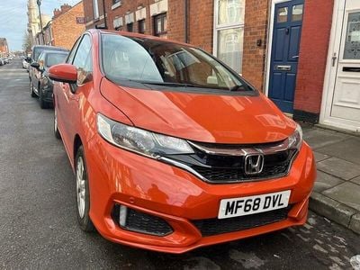 Used Honda Jazz SE 102 HP (75 kW) 2018 Orange Hatchback