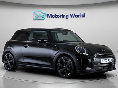 Used Mini Cooper Classic 136 HP (100 kW) 2022 Black Hatchback