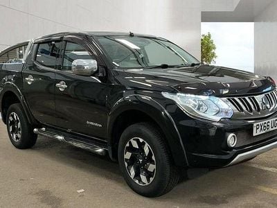 Used Mitsubishi L200 2016 Black Pickup