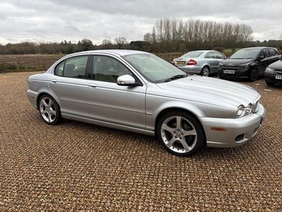 Usado Jaguar X-type S 130 HP (95 kW) 2008 Prateado Sedan