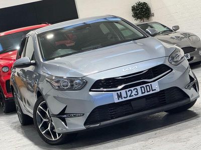 Used Kia Ceed 158 HP (116 kW) 2023 Silver Hatchback