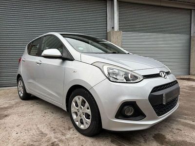 Silver Used 2014 Hyundai i10 SE Hatchback | £5,795 (Fair price)