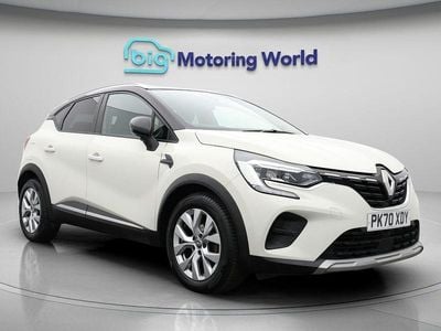 White/black Used 2020 Renault Captur Iconic SUV | £13,000 (Fair price)