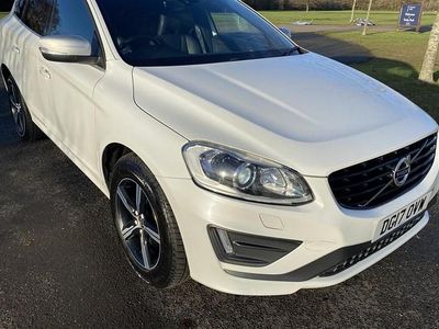 White Used 2017 Volvo XC60 R-Design SUV | £10,000 (Fair price)
