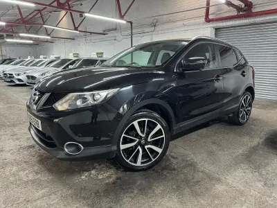 Used Nissan Qashqai Tekna 163 HP (119 kW) 2015 Black SUV
