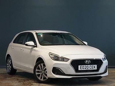 Used Hyundai i30 SE 120 HP (88 kW) 2020 White Hatchback