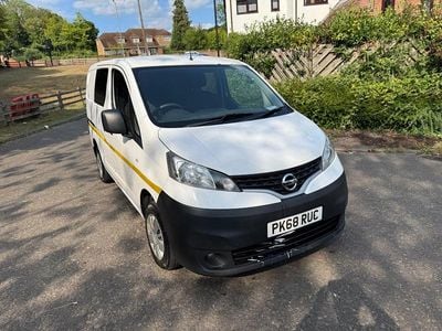 Nissan NV200