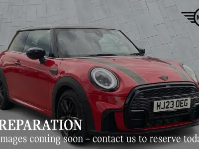 Usado Mini Cooper Hatch 134 HP (98 kW) 2023 Vermelho Citadino