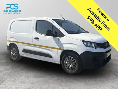 Used Peugeot Partner 2022 White MPV