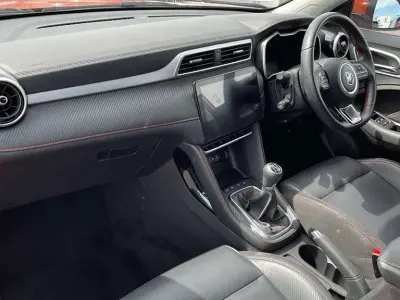 Usado MG ZS Exclusive 106 HP (77 kW) 2023 Laranja SUV