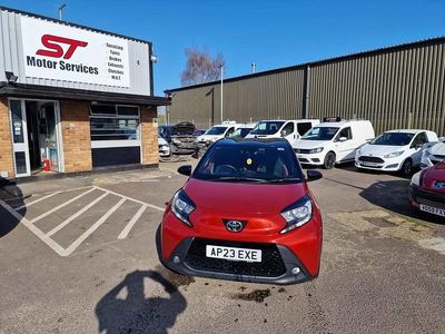 Begagnad Toyota Aygo X 72 HK (52 kW) 2023 Röd SUV