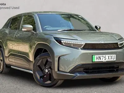 Used Toyota Urban Cruiser Design 127 kW (174 HP) 2026 Pine green SUV