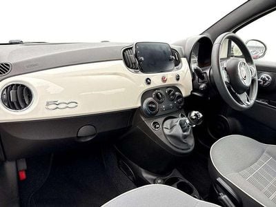 Begagnad Fiat 500 Lounge 69 HK (50 kW) 2020 Vit Halvkombi