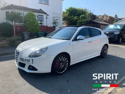 Used Alfa Romeo Giulietta 235 HP (172 kW) 2011 White Hatchback
