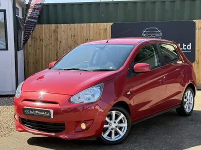 Used Mitsubishi Mirage 2015 Red Hatchback