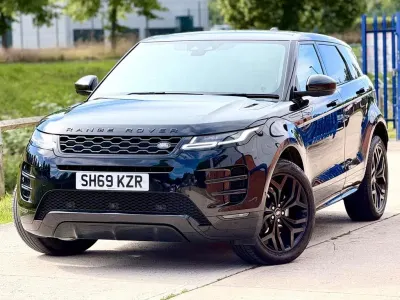 Used Land Rover Range Rover evoque SE Dynamic 2019 Black SUV