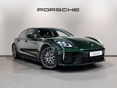 Porsche Panamera 4