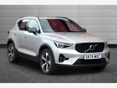 Used Volvo XC40 Plus 194 HP (142 kW) 2024 Silver dawn SUV