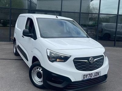 Second-hand Vauxhall Combo Edition 75 CP (55 kW) 2020 Alb Monovolum
