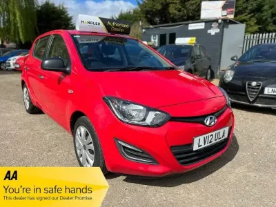 Używany Hyundai i20 Classic 2012 Czerwony Hatchback