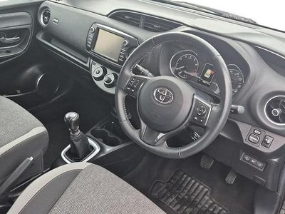Used Toyota Yaris 111 HP (81 kW) 2019 Black Hatchback