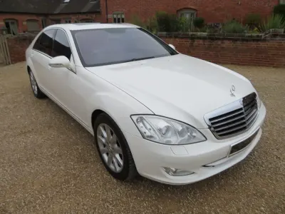 Usado Mercedes S550 2024 Blanco Berlina