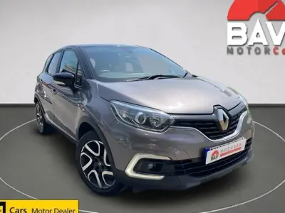 Usado Renault Captur Iconic 90 HP (66 kW) 2018 Cinzento SUV
